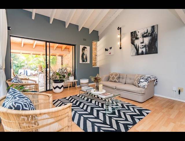 3 BEDROOM TOWNHOUSE FOR SALE IN LONEHILL